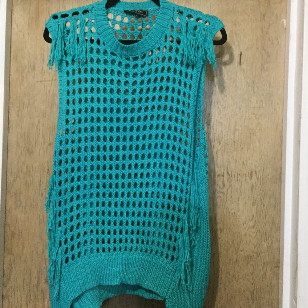 Minkas size XL Crocheted over vest  new never warn has some fringe
